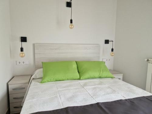 Apartamentos Villa De Panes - La Plaza