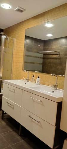 Apartamento Argualas V