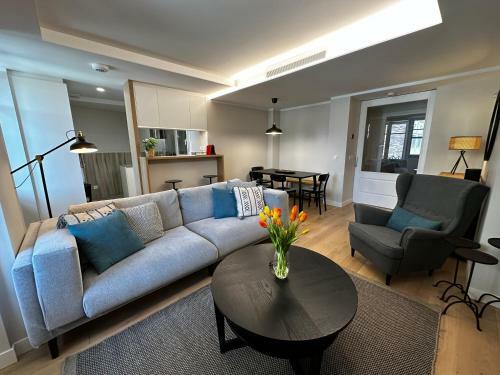 Apartamento Premium Piso @plaza Del Castillo
