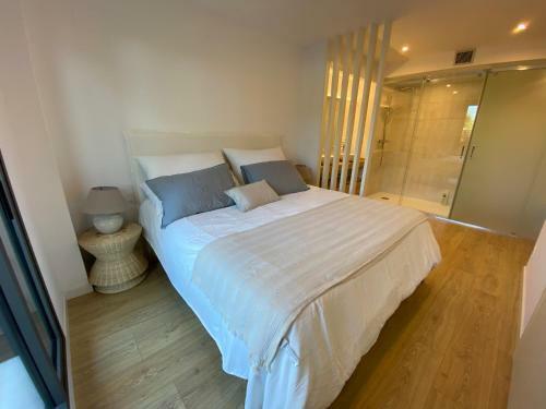 Apartamento Nuevo, Equipado Y Decorado Con Estilo