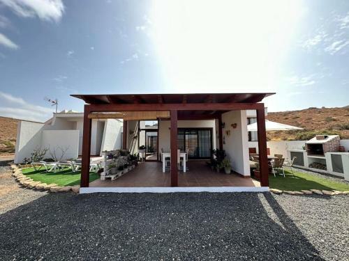 Private Villa With Pool In The Mountains