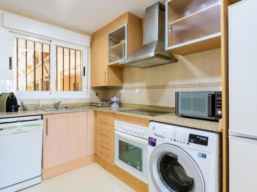 Apartment Cala Blanca II - 1� Linea Frontal-5 By Interhome