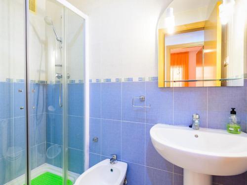 Apartment Cala Blanca I By Interhome