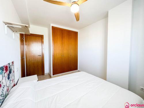 Apartamento Amplia Terraza, Mar Y Monta�a