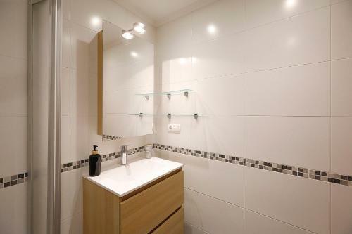 San Sebastian Orio Apartment On The Beach Garage