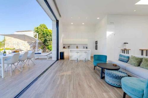 Exclusiva Villa Con Piscina Climatizada Colinas