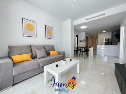 Apartamento Modern 2 Bedroom Apt With Com Pool Duly6