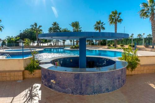 Cb Living - Beachfront Apartment In Aguamarina