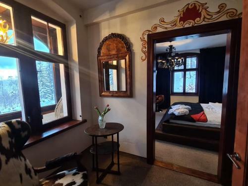 Hostal Rezydencja Bia?y Jar