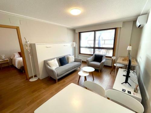 Apartamento Estudio C�ntrico 2 Con Terraza Y Parking Privado