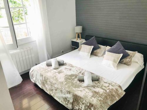 Villa Wanderlust Sitges Hills. Exclusive Pool.