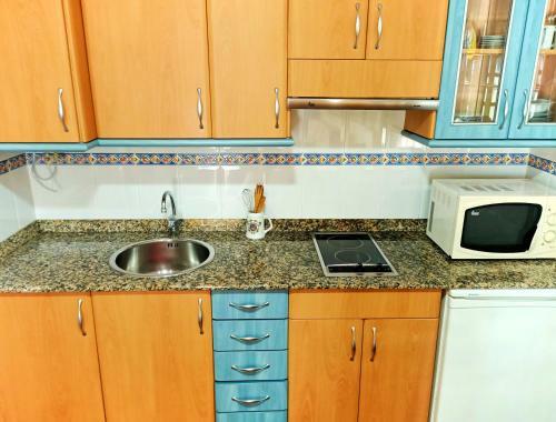 Apartamentos La Buganvilla Novales
