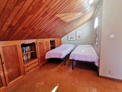 Monteferro, Nigr�n, Chalet Con Finca