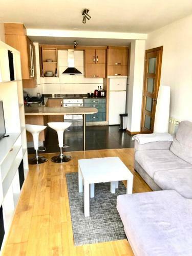 Apartamento Piso Bonito Con Vistas Negreira