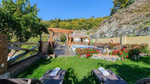Villa La Cola Nerja By Ruralidays