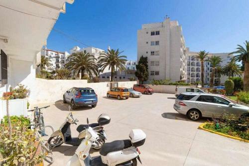 Apartamento 2 Bedroom In Parador With Pool And Seaview