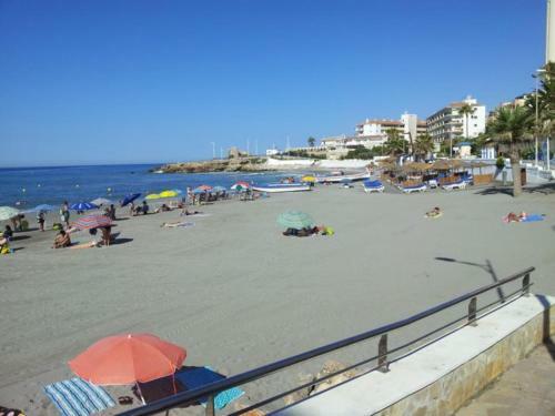 Apartamento Rivas, Junto A La Playa Torrecilla Nerja