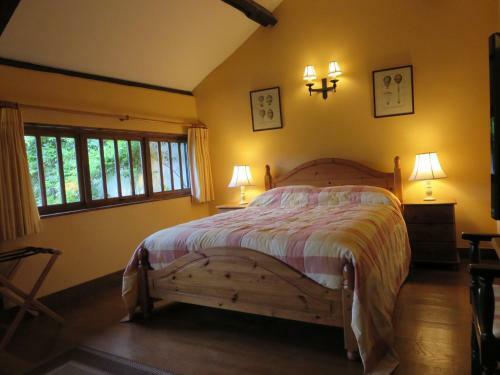 Combe Lancey Farmhouse B&B