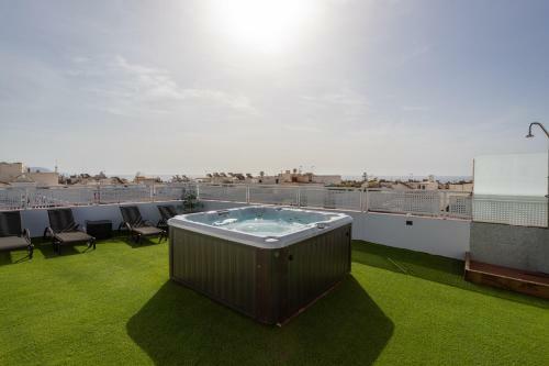 Apartamento Terraza Mar Y Monta�a