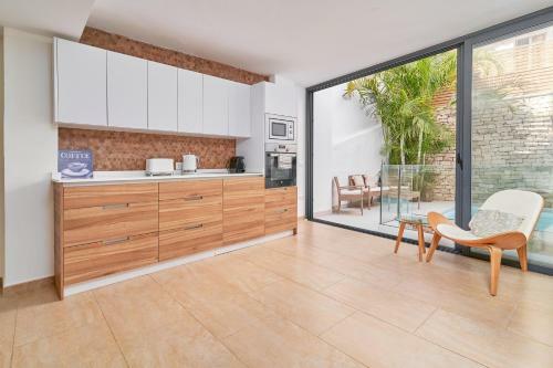 Luxury Apartment In Nerja
