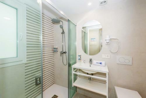 Hostal HC Calahonda Beach Nerja