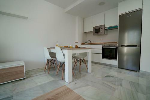 Apartamento Sunstay Primera Linea de Playa! Aptos Rio Marina