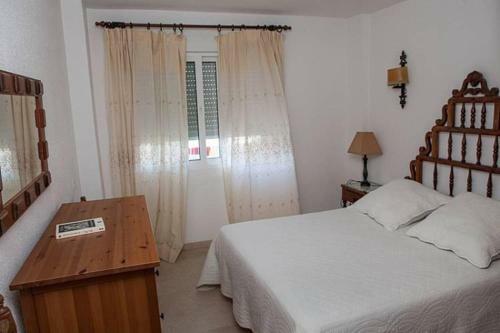 Apartamento En Nerja. Primera L�nea De Playa