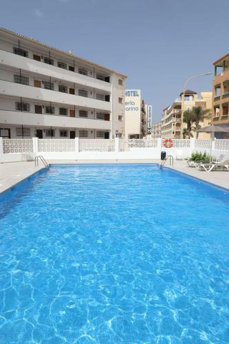 Apartamento En Nerja. Primera L�nea De Playa