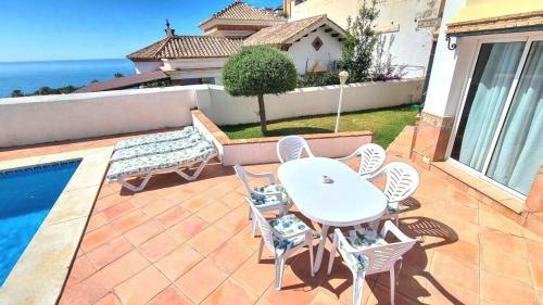 Nerja Villas Tamango Hill Silhouse