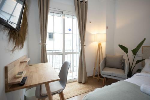 Hostal Naim Guest House Nerja