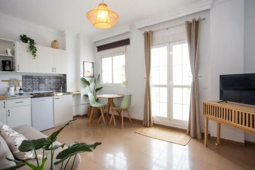 Hostal Naim Guest House Nerja