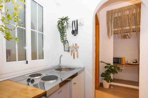 Hostal Naim Guest House Nerja