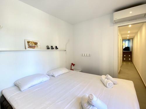 Tuhillo E1 Seaview Apartments Casasol
