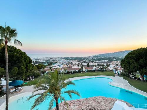 Top Renovated Apartment With Nerjas Biggest Pool