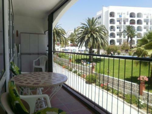 Apartamento Carabeo 3 Dorm Nerja