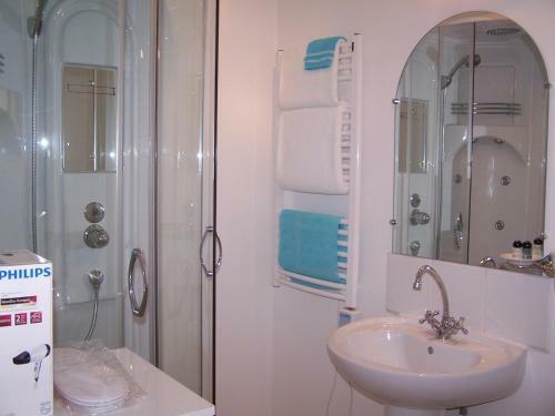 Hostal Le Four � Pain