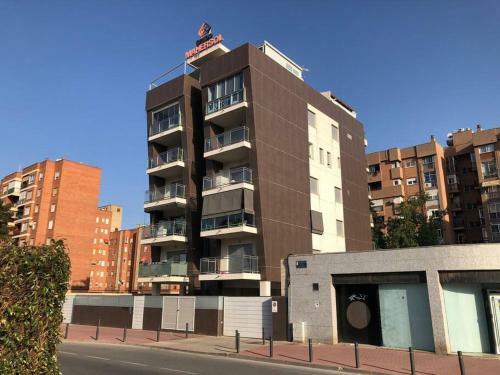 Apartamento C�ntrico Con Plaza de Garaje Y Piscina