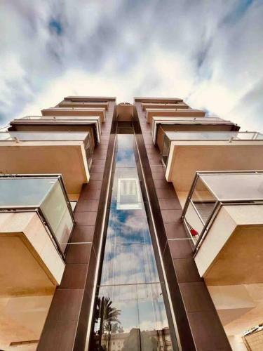 Apartamento C�ntrico Con Plaza de Garaje Y Piscina