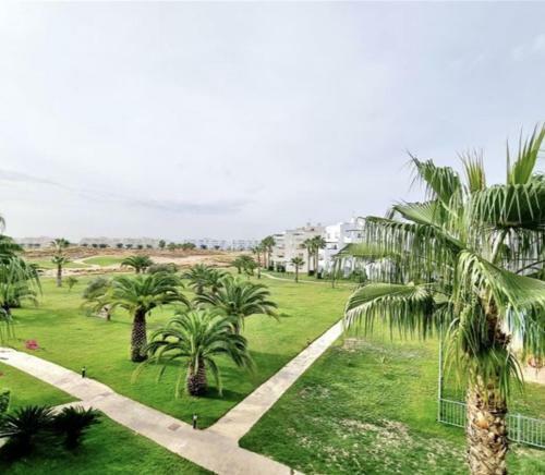 Stylish 2-bed Apartment Overlooking The Fairways