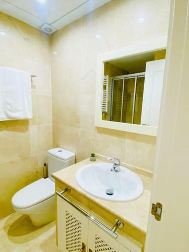 Roda Golf. Poolside Apartment