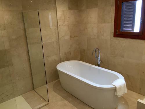 Awesome 5* Lux Villa - El Valle - Pool/jacuzzi