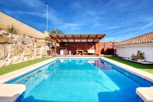 Beautiful Villa Private Pool & Jacuzzi With Panoramic Views