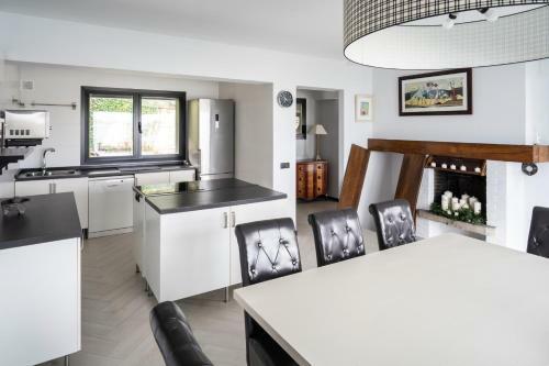 Villa Mundaka Beachfront House