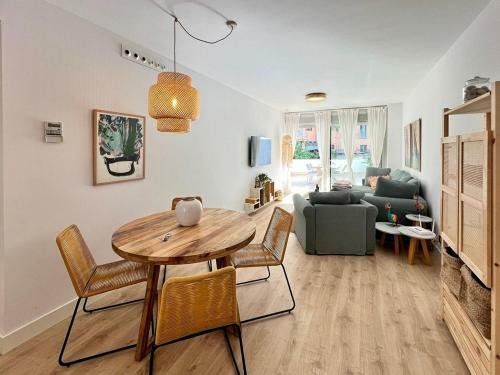 Apartment With Shared Pool In Playa Granada