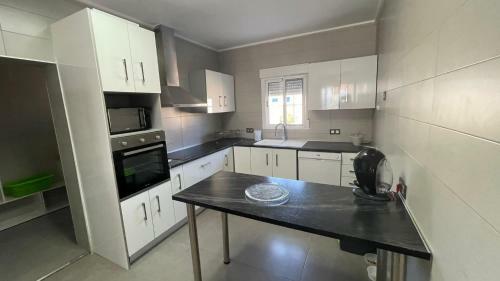 Casa Con Acceso Directo A La Playa De Moj�car