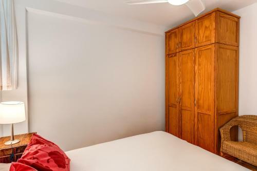 Luxury Apartament , Sea Views Private Garden