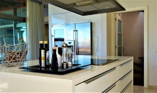 Villa de Luxe 5***** Golf - Piscine Chauff�e - Home Cin�ma - Billard
