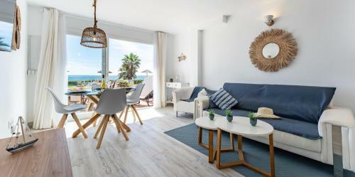 Apartamento Seafront Beach House Rocas Del Mar