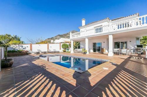 88-exclusive Villa With Private Pool In Mijas, Malaga