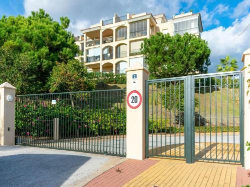 Lovely Apartment In Mijas With Garden